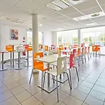 Kyriad Rouen Sud - Val De Reuil Hotel 3*
