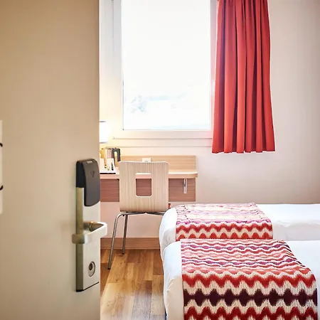 Ξενοδοχείο Kyriad Rouen Sud - Val De Reuil 3*