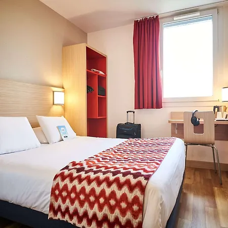Hotel Kyriad Rouen Sud - Val De Reuil