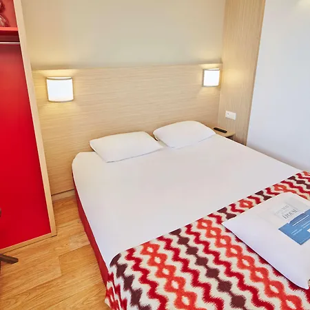 Hotel Kyriad Rouen Sud - Val De Reuil 3*