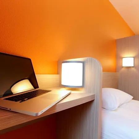 Hotel Kyriad Rouen Sud - Val De Reuil