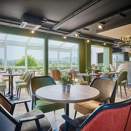 Kyriad Rouen Sud - Val De Reuil 3*