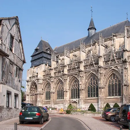 Kyriad Rouen Sud - Val De Reuil 3*