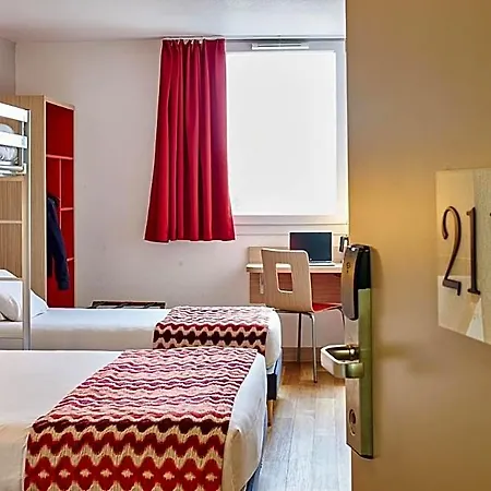 Hotel Kyriad Rouen Sud - Val De Reuil 3*