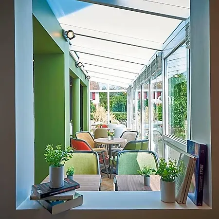 Hotel Kyriad Rouen Sud - Val De Reuil 3*