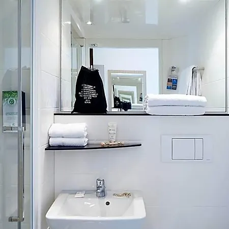 Hotel Kyriad Rouen Sud - Val De Reuil 3*