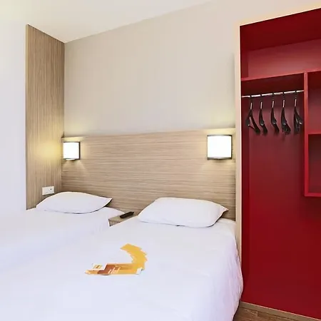 Kyriad Rouen Sud - Val De Reuil Hotel 3*