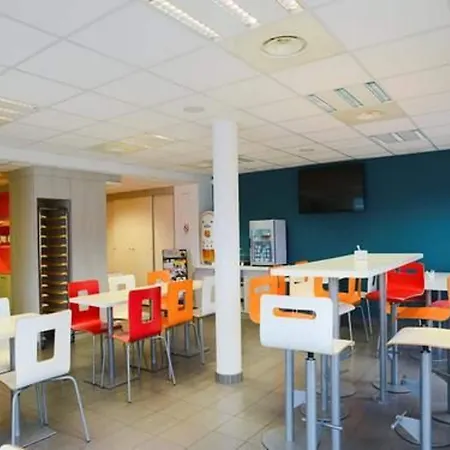 Hotel Kyriad Rouen Sud - Val De Reuil Val-de-Reuil