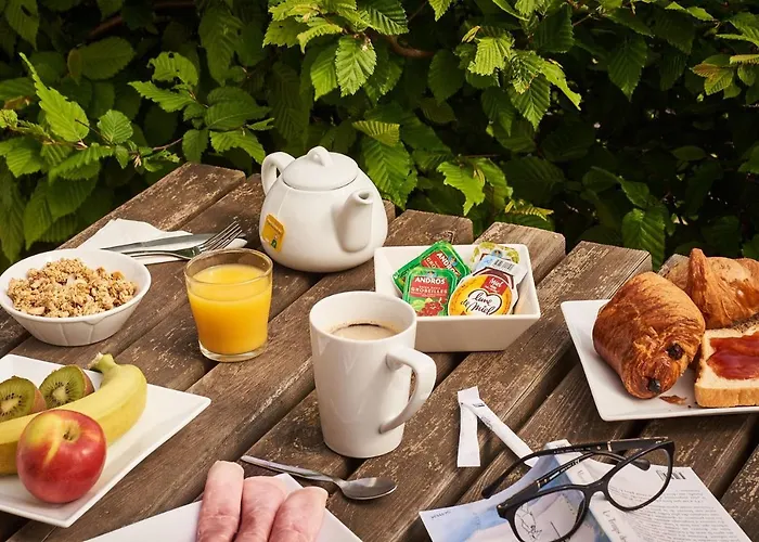 Hotel Kyriad Rouen Sud - Val De Reuil 3*