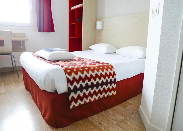 Hotel Kyriad Rouen Sud - Val De Reuil