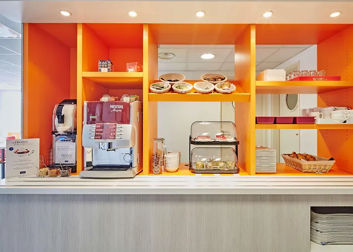 Kyriad Rouen Sud - Val De Reuil Hotel Val-de-Reuil