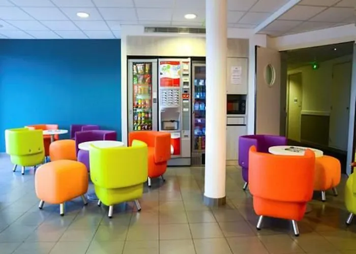 Hotel Kyriad Rouen Sud - Val De Reuil 3*