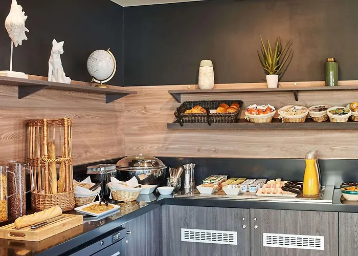 Hotel Kyriad Rouen Sud - Val De Reuil Val-de-Reuil