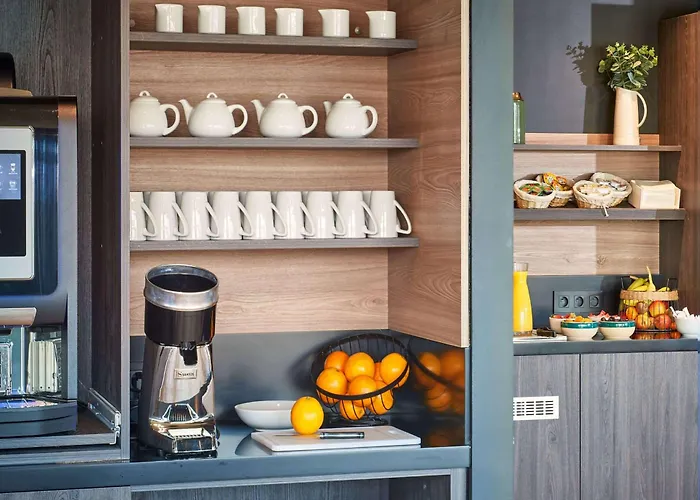 Hotel Kyriad Rouen Sud - Val De Reuil 3*