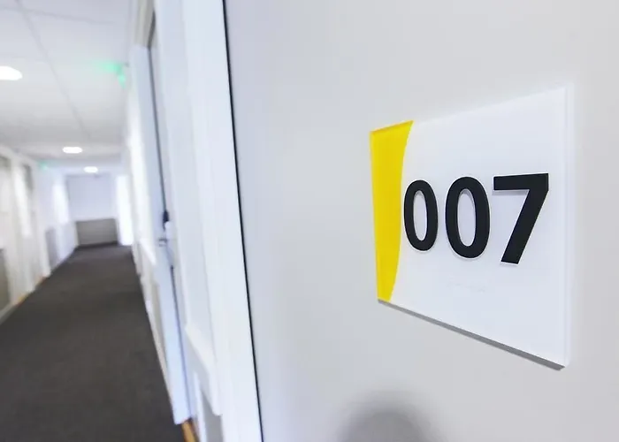 Hotel Kyriad Rouen Sud - Val De Reuil Val-de-Reuil